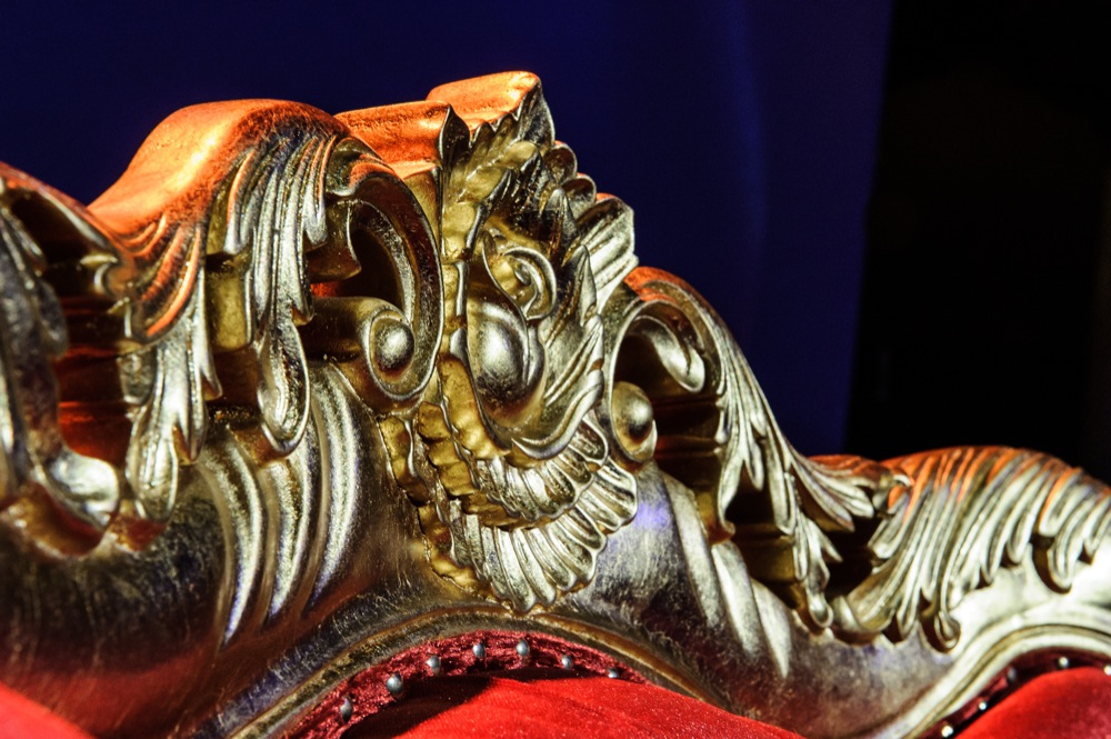 detail-or-trone